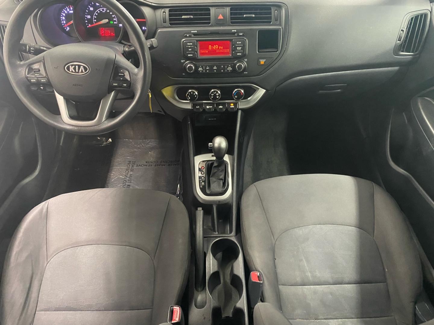 2013 SILVER Kia Rio LX (KNADM4A31D6) with an 1.6L L4 DOHC 16V engine, located at 533 S West End Blvd., Quakertown, PA, 18951, (877) 257-4995, 40.343994, -75.303604 - INCLUDED IN THE SALE PRICE OF EVERY VEHICLE: 48 Hour Money Back Guarantee 6 Month - 6,000 Mile Warranty Brand New PA State Inspection & Emission $10 Oil Changes for the Life of the Loan Complete CARFAX - Photo#6